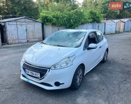Білий Пежо 208, об'ємом двигуна 1 л та пробігом 120 тис. км за 4000 $, фото 1 на Automoto.ua