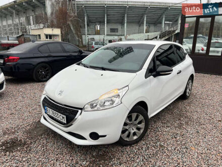 Белый Пежо 208, объемом двигателя 1 л и пробегом 116 тыс. км за 5800 $, фото 1 на Automoto.ua