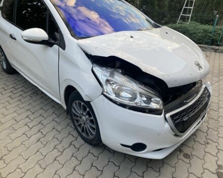 Белый Пежо 208, объемом двигателя 1 л и пробегом 91 тыс. км за 3350 $, фото 1 на Automoto.ua