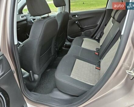 Бежевый Пежо 208, объемом двигателя 1.6 л и пробегом 50 тыс. км за 8900 $, фото 20 на Automoto.ua