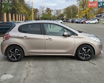 Бежевый Пежо 208, объемом двигателя 1.6 л и пробегом 50 тыс. км за 8900 $, фото 4 на Automoto.ua