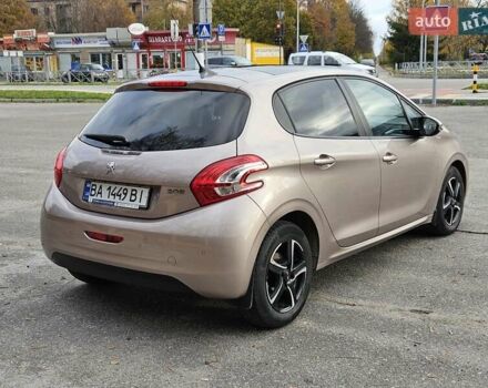 Бежевый Пежо 208, объемом двигателя 1.6 л и пробегом 50 тыс. км за 8900 $, фото 3 на Automoto.ua