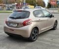 Бежевый Пежо 208, объемом двигателя 1.6 л и пробегом 50 тыс. км за 8900 $, фото 3 на Automoto.ua