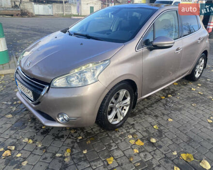 Бежевый Пежо 208, объемом двигателя 1.6 л и пробегом 125 тыс. км за 7700 $, фото 4 на Automoto.ua