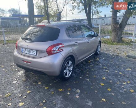 Бежевый Пежо 208, объемом двигателя 1.6 л и пробегом 125 тыс. км за 7700 $, фото 3 на Automoto.ua