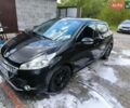 Чорний Пежо 208, об'ємом двигуна 1.4 л та пробігом 290 тис. км за 6400 $, фото 1 на Automoto.ua