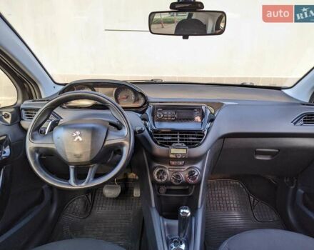 Чорний Пежо 208, об'ємом двигуна 1.4 л та пробігом 189 тис. км за 7000 $, фото 9 на Automoto.ua
