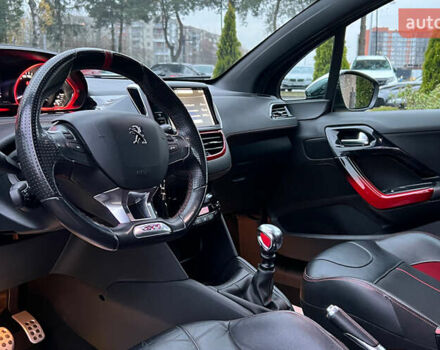 Черный Пежо 208, объемом двигателя 1.6 л и пробегом 130 тыс. км за 13650 $, фото 9 на Automoto.ua