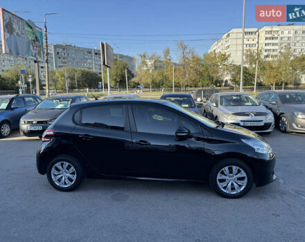 Чорний Пежо 208, об'ємом двигуна 1.2 л та пробігом 112 тис. км за 7999 $, фото 3 на Automoto.ua