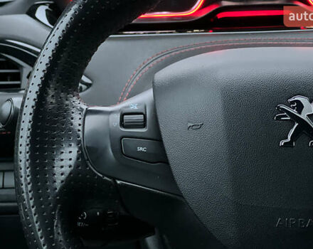 Черный Пежо 208, объемом двигателя 1.6 л и пробегом 130 тыс. км за 13650 $, фото 11 на Automoto.ua