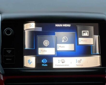 Черный Пежо 208, объемом двигателя 1.6 л и пробегом 130 тыс. км за 13650 $, фото 15 на Automoto.ua