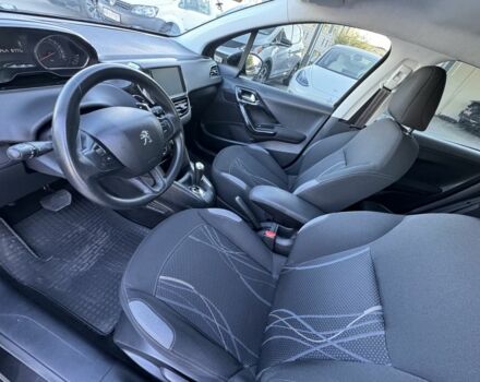 Чорний Пежо 208, об'ємом двигуна 1.2 л та пробігом 112 тис. км за 7999 $, фото 14 на Automoto.ua