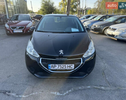 Чорний Пежо 208, об'ємом двигуна 1.2 л та пробігом 112 тис. км за 7999 $, фото 1 на Automoto.ua