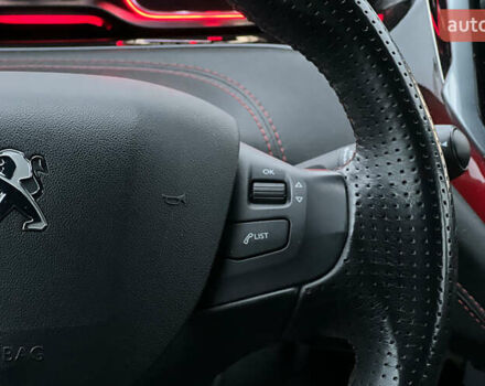 Черный Пежо 208, объемом двигателя 1.6 л и пробегом 130 тыс. км за 13650 $, фото 12 на Automoto.ua