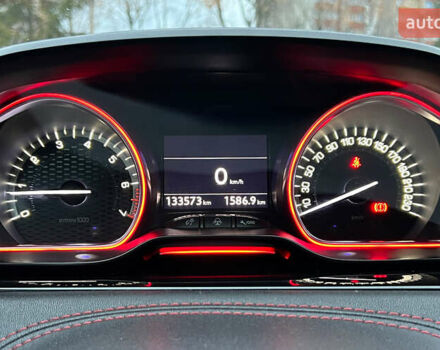 Черный Пежо 208, объемом двигателя 1.6 л и пробегом 130 тыс. км за 13650 $, фото 14 на Automoto.ua