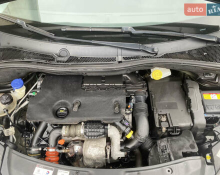 Черный Пежо 208, объемом двигателя 1.56 л и пробегом 214 тыс. км за 8250 $, фото 18 на Automoto.ua