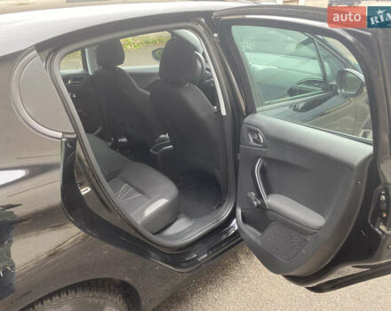 Черный Пежо 208, объемом двигателя 1.56 л и пробегом 214 тыс. км за 8250 $, фото 14 на Automoto.ua
