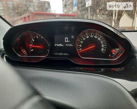 Чорний Пежо 208, об'ємом двигуна 1.2 л та пробігом 76 тис. км за 7900 $, фото 1 на Automoto.ua