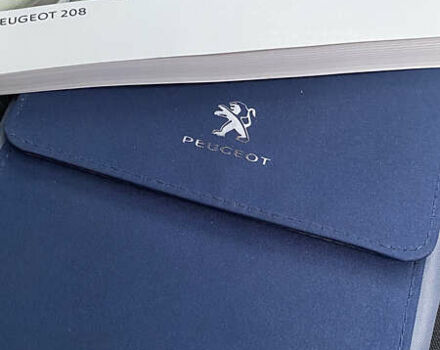 Черный Пежо 208, объемом двигателя 1.2 л и пробегом 117 тыс. км за 6900 $, фото 18 на Automoto.ua