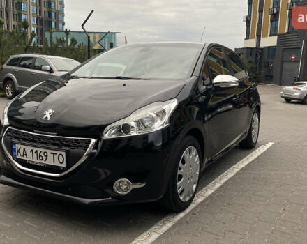 Черный Пежо 208, объемом двигателя 1.2 л и пробегом 117 тыс. км за 6900 $, фото 2 на Automoto.ua