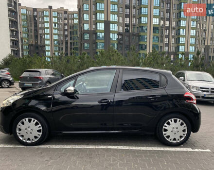 Черный Пежо 208, объемом двигателя 1.2 л и пробегом 117 тыс. км за 6900 $, фото 6 на Automoto.ua