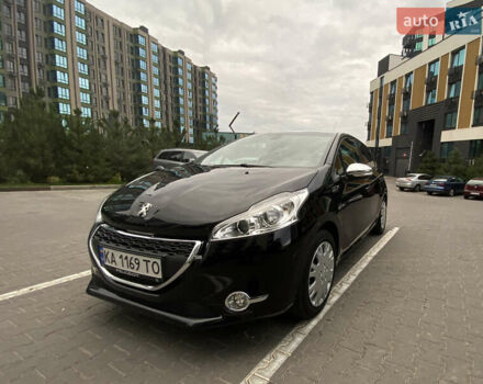 Черный Пежо 208, объемом двигателя 1.2 л и пробегом 117 тыс. км за 6900 $, фото 1 на Automoto.ua