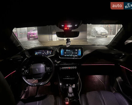 Чорний Пежо 208, об'ємом двигуна 0 л та пробігом 43 тис. км за 14500 $, фото 4 на Automoto.ua