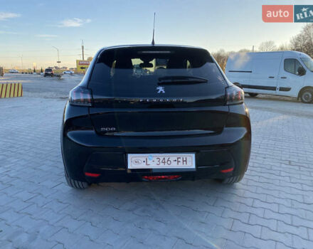 Черный Пежо 208, объемом двигателя 0 л и пробегом 27 тыс. км за 14350 $, фото 11 на Automoto.ua