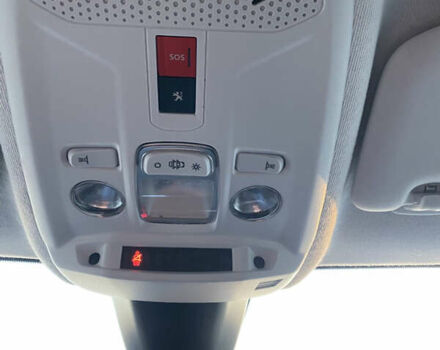 Черный Пежо 208, объемом двигателя 0 л и пробегом 27 тыс. км за 14350 $, фото 32 на Automoto.ua