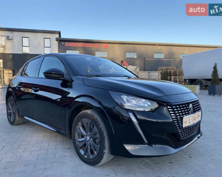 Черный Пежо 208, объемом двигателя 0 л и пробегом 27 тыс. км за 14350 $, фото 4 на Automoto.ua