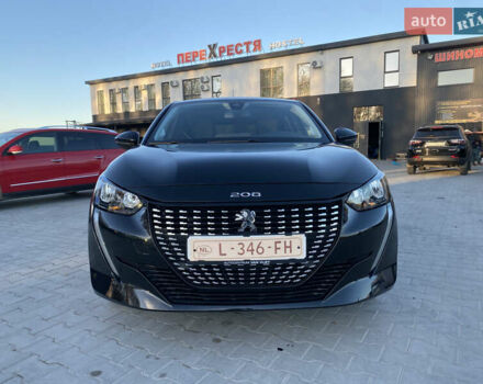 Черный Пежо 208, объемом двигателя 0 л и пробегом 27 тыс. км за 14350 $, фото 5 на Automoto.ua