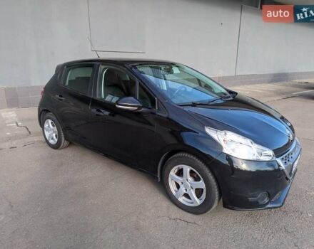 Чорний Пежо 208, об'ємом двигуна 1.4 л та пробігом 189 тис. км за 7000 $, фото 1 на Automoto.ua