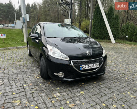 Чорний Пежо 208, об'ємом двигуна 1.4 л та пробігом 200 тис. км за 6200 $, фото 1 на Automoto.ua