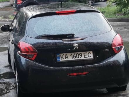 Пежо 208 2013 у Києві на Automoto.ua Чорний Пежо 208, об'ємом двигуна 1.2 л та пробігом 335 тис. км за 4300 $, фото 1 на Automoto.ua