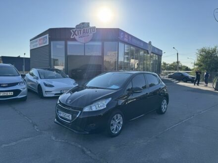 Черный Пежо 208, объемом двигателя 1.2 л и пробегом 112 тыс. км за 7999 $, фото 1 на Automoto.ua