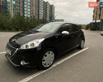 Черный Пежо 208, объемом двигателя 1.2 л и пробегом 117 тыс. км за 6900 $, фото 1 на Automoto.ua