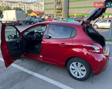 Червоний Пежо 208, об'ємом двигуна 1.2 л та пробігом 115 тис. км за 7300 $, фото 2 на Automoto.ua