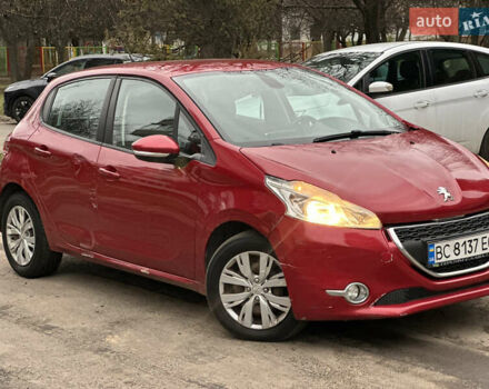 Красный Пежо 208, объемом двигателя 1.2 л и пробегом 177 тыс. км за 5350 $, фото 2 на Automoto.ua