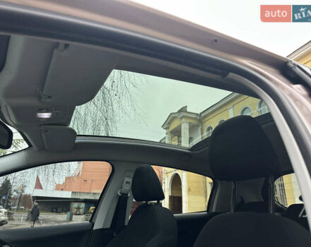 Красный Пежо 208, объемом двигателя 1.6 л и пробегом 232 тыс. км за 7999 $, фото 33 на Automoto.ua