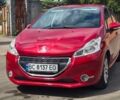 Красный Пежо 208, объемом двигателя 1.2 л и пробегом 177 тыс. км за 7600 $, фото 1 на Automoto.ua