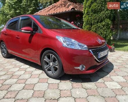 Красный Пежо 208, объемом двигателя 1.4 л и пробегом 120 тыс. км за 8300 $, фото 1 на Automoto.ua