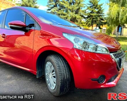 Красный Пежо 208, объемом двигателя 1.2 л и пробегом 101 тыс. км за 7400 $, фото 2 на Automoto.ua