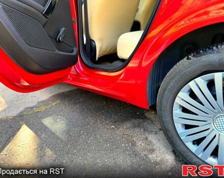 Красный Пежо 208, объемом двигателя 1.2 л и пробегом 101 тыс. км за 7400 $, фото 9 на Automoto.ua