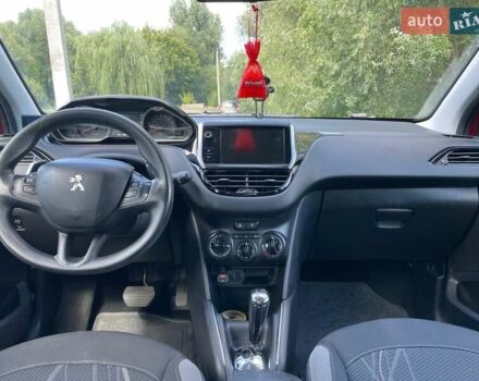 Красный Пежо 208, объемом двигателя 1.2 л и пробегом 94 тыс. км за 8200 $, фото 23 на Automoto.ua