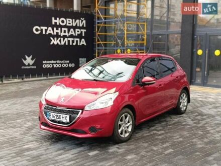 Пежо 208 2013 в Полтаве на Automoto.ua Красный Пежо 208, объемом двигателя 1.2 л и пробегом 129 тыс. км за 6900 $, фото 1 на Automoto.ua