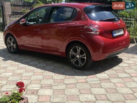 Пежо 208 2014 в Львове на Automoto.ua Красный Пежо 208, объемом двигателя 1.4 л и пробегом 120 тыс. км за 8300 $, фото 1 на Automoto.ua