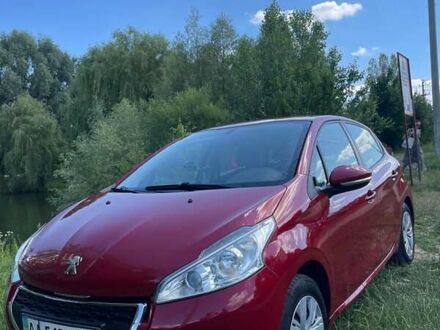 Червоний Пежо 208, об'ємом двигуна 1.2 л та пробігом 94 тис. км за 8200 $, фото 1 на Automoto.ua