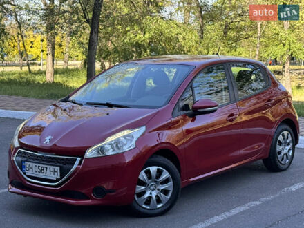 Пежо 208 2015 у Одесі на Automoto.ua Червоний Пежо 208, об'ємом двигуна 1.2 л та пробігом 86 тис. км за 7300 $, фото 1 на Automoto.ua
