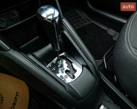 Пежо 208, объемом двигателя 1.6 л и пробегом 86 тыс. км за 8903 $, фото 17 на Automoto.ua