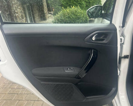 Пежо 208, объемом двигателя 1.2 л и пробегом 118 тыс. км за 8100 $, фото 27 на Automoto.ua